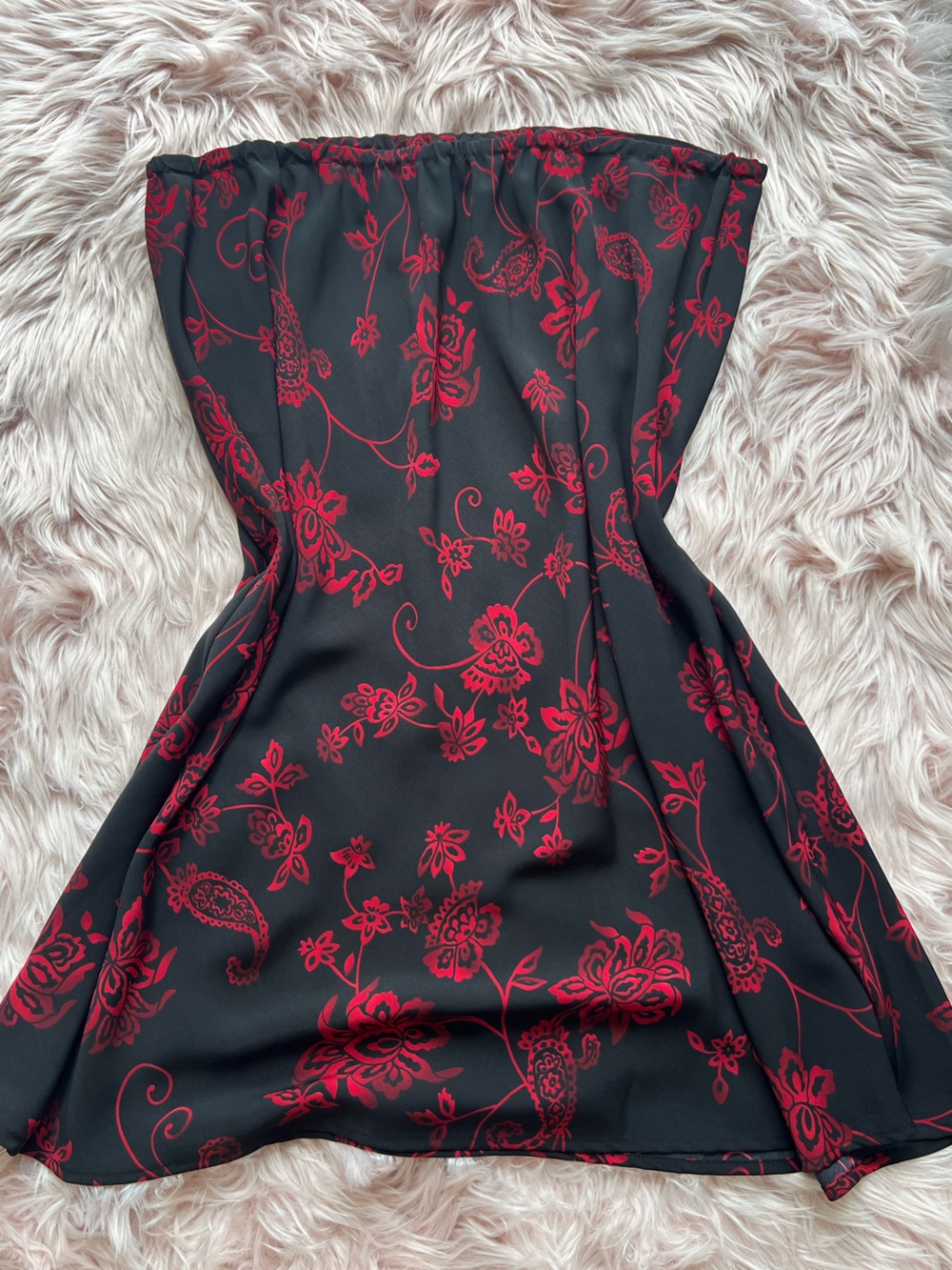 Vintage Plus Size Skirt - Black with Red Floral